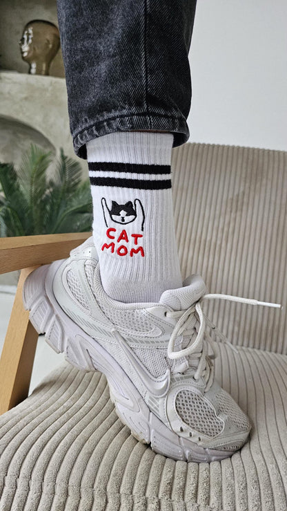 Tynora Women's Embroidered Cat Socks , Soft Crew Socks for Cat Lovers